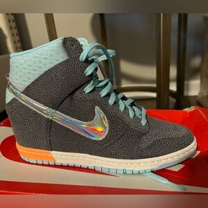 Women’s Dunk Sky Hi
